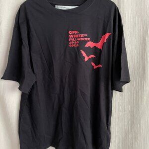 Off-White T-shirt